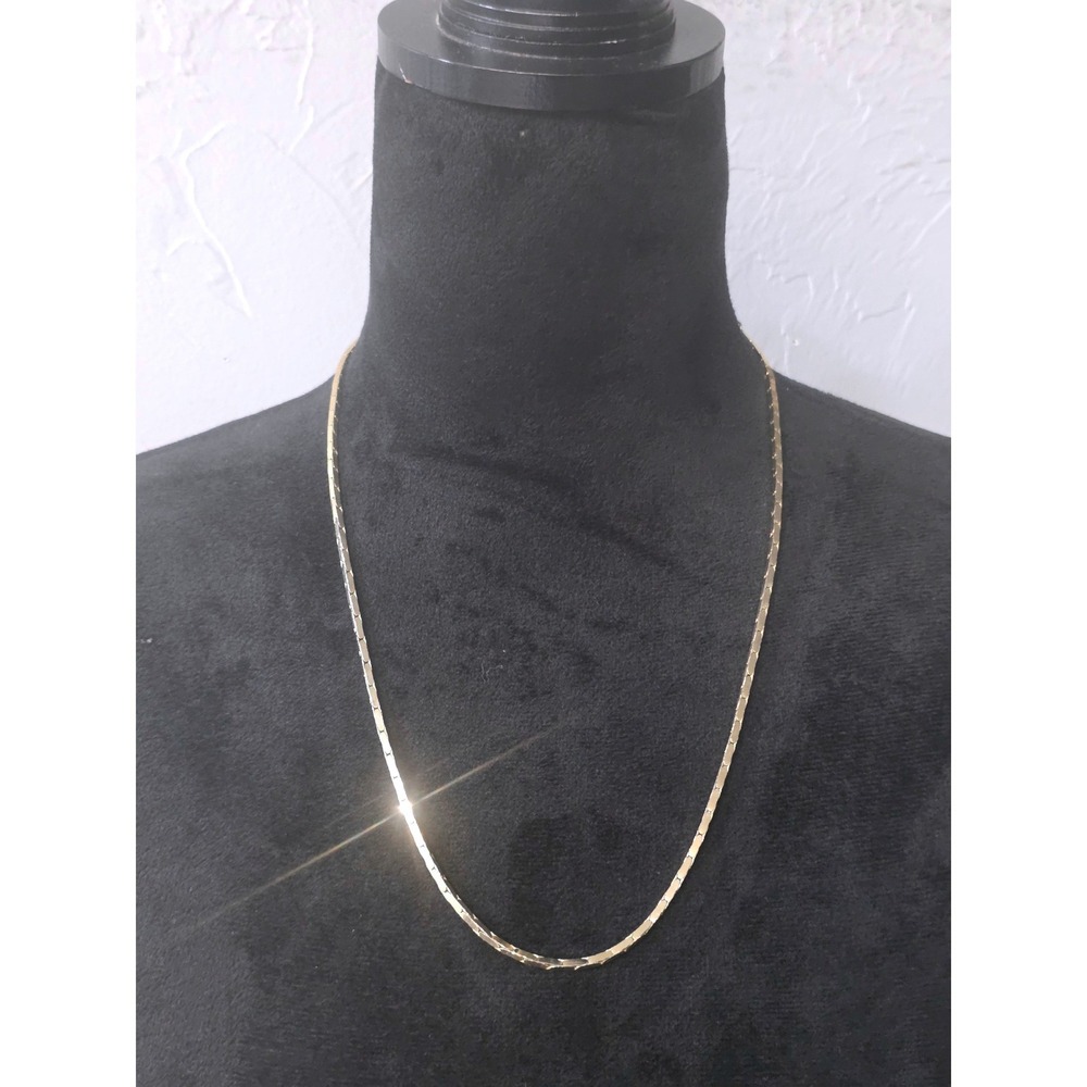 Gold Tone Flat Cobra Chain Necklace Serpentine Link 18 Inch Lobster Clasp Womens